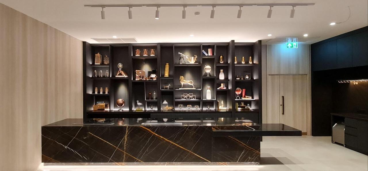 Hotel Fifth Pattaya Jomtien By Shiwalai Int Esterno foto The display of the 2018 winners