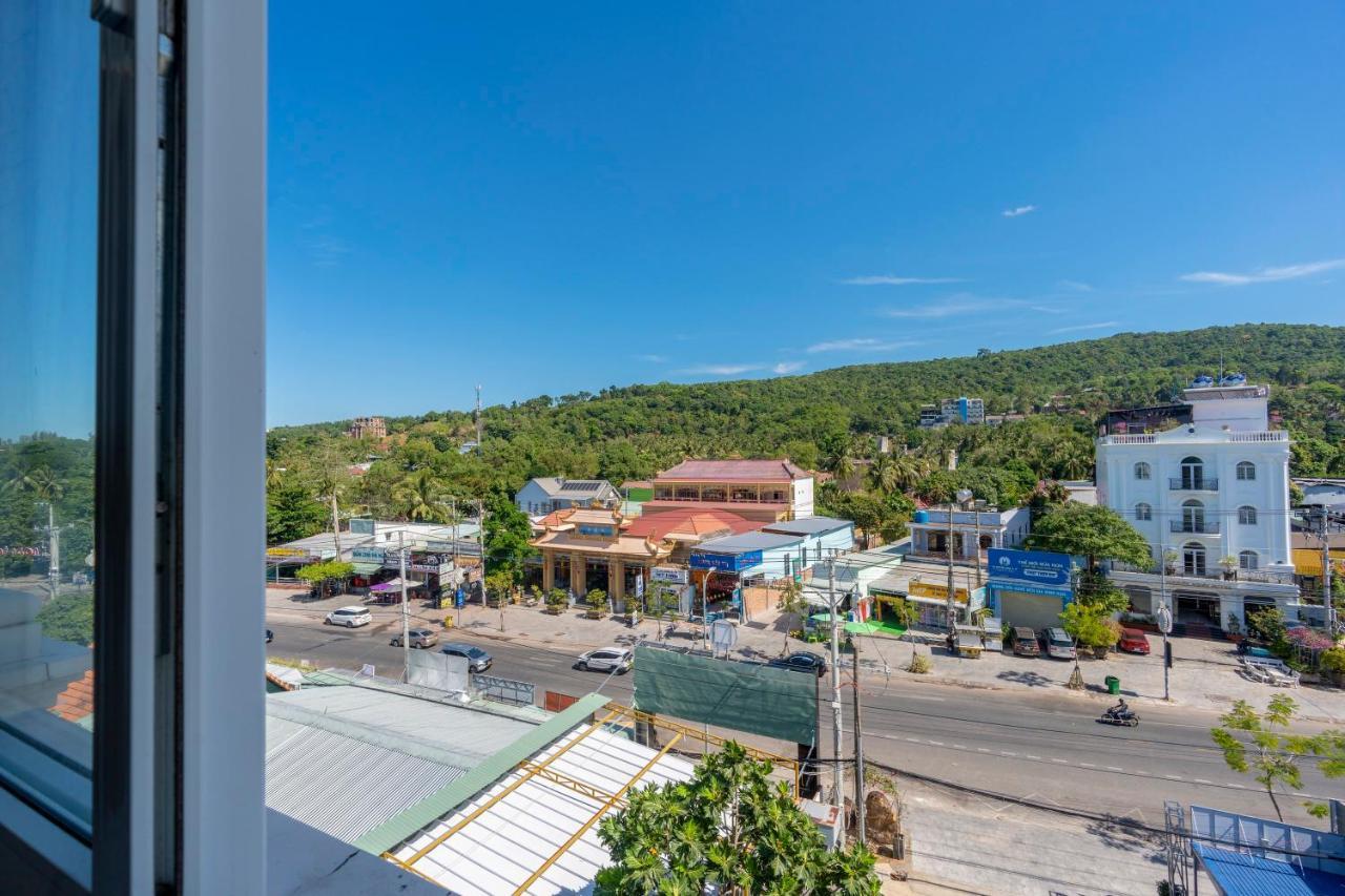 Hotel Fifth Pattaya Jomtien By Shiwalai Int Esterno foto View of the town centre