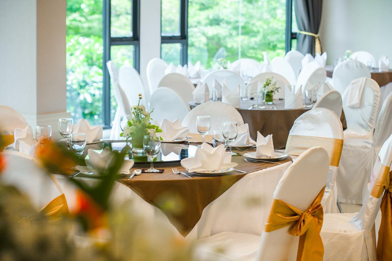 Hotel Fifth Pattaya Jomtien By Shiwalai Int Esterno foto A wedding reception
